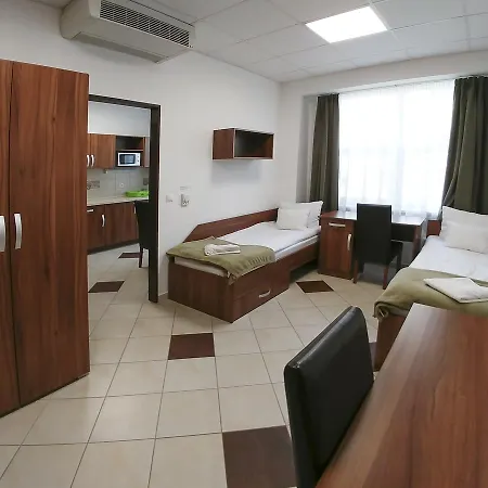 Lotus 아파트호텔 세게드